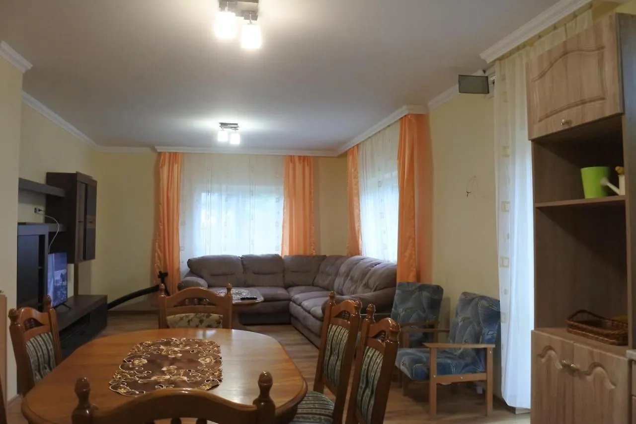 Hajdúszoboszló Tessedik Vendeghaz 아파트 0*,
