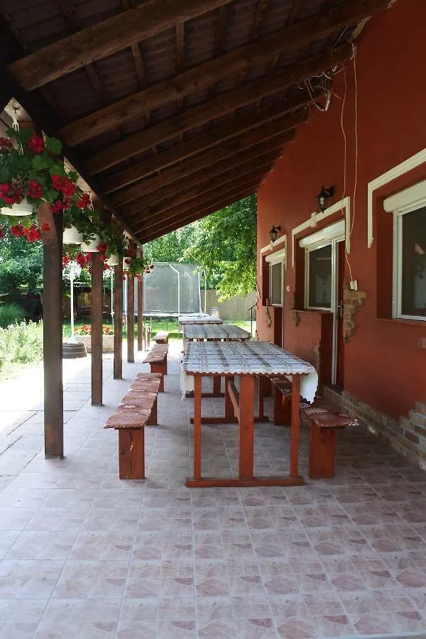 Tessedik Vendeghaz Apartment Hajduszoboszlo