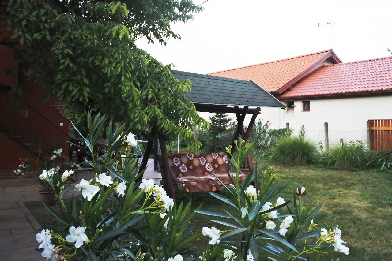 Tessedik Vendeghaz Apartment Hajduszoboszlo