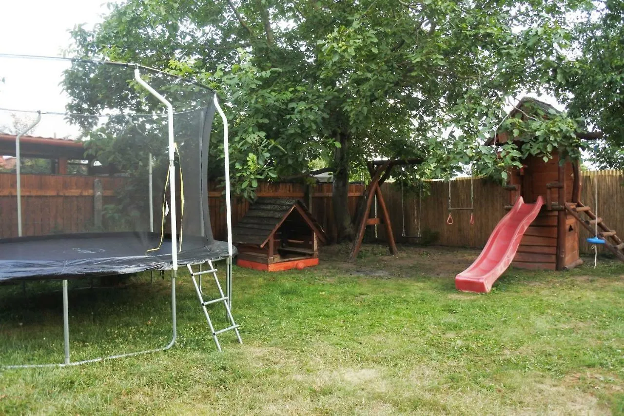 Tessedik Vendeghaz Apartment Hajduszoboszlo Hungary